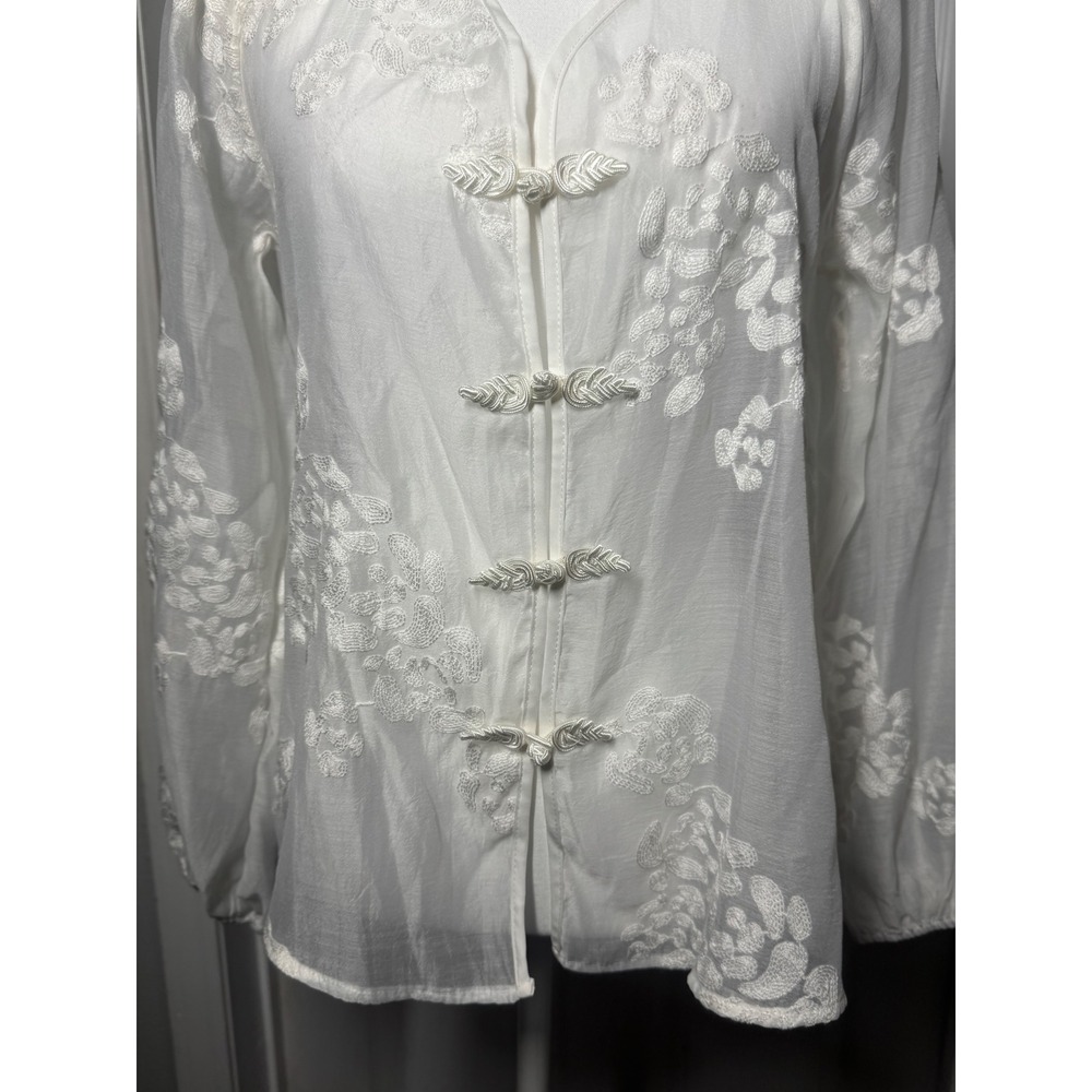 SHEIN Frog Button Floral Embroidered Blouse Size 6 White Excellent Sheer Top - Picture 3 of 6